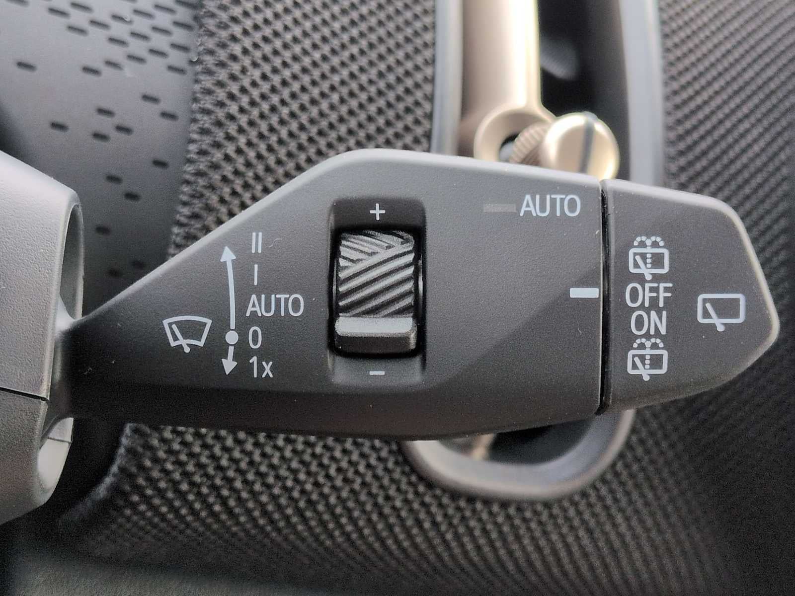 2027 MINI COUNTRYMAN SIGNATURE PLUS
