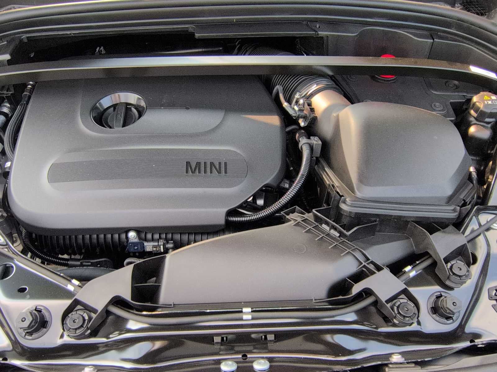 2027 MINI COUNTRYMAN SIGNATURE PLUS