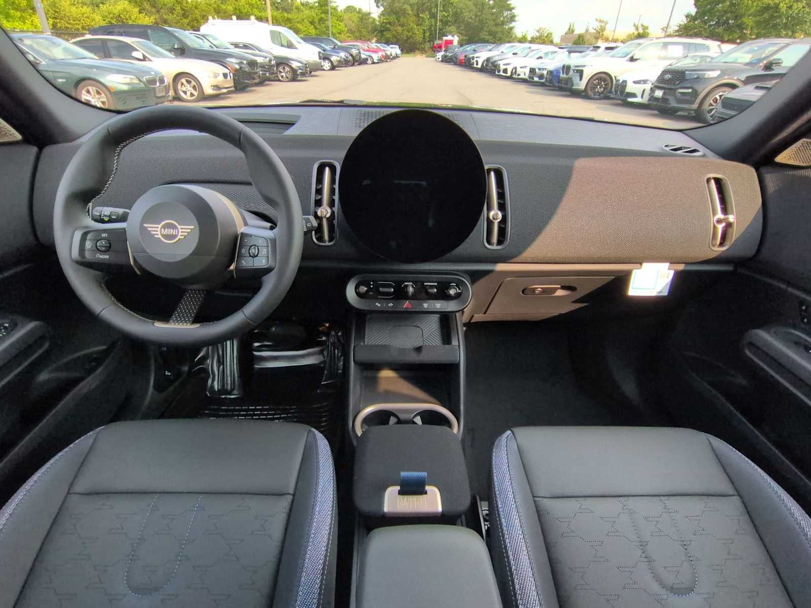 2027 MINI COUNTRYMAN SIGNATURE PLUS
