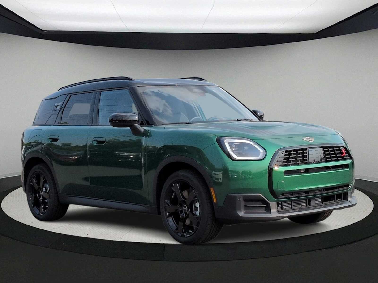 2027 MINI COUNTRYMAN SIGNATURE PLUS