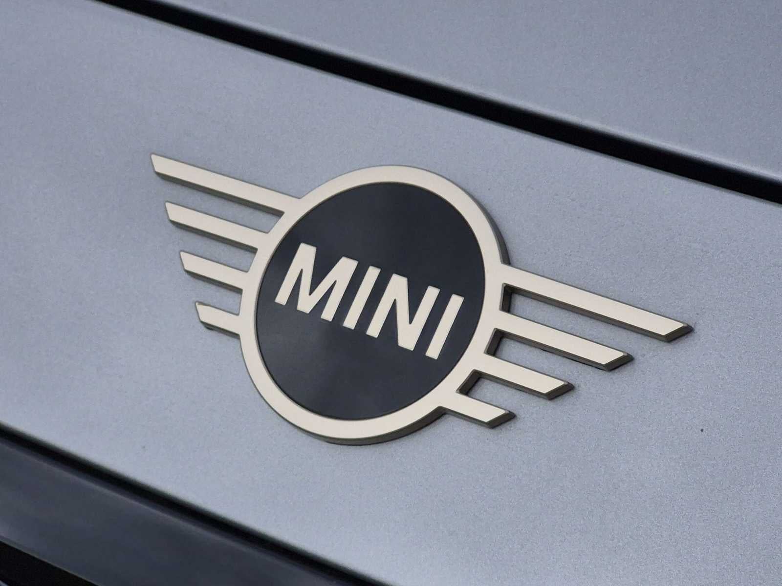 2027 MINI COUNTRYMAN ICONIC