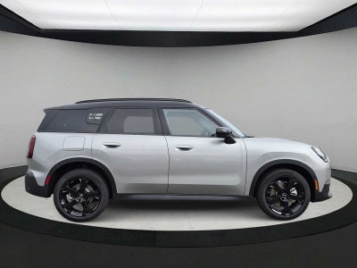 2027 MINI COUNTRYMAN ICONIC