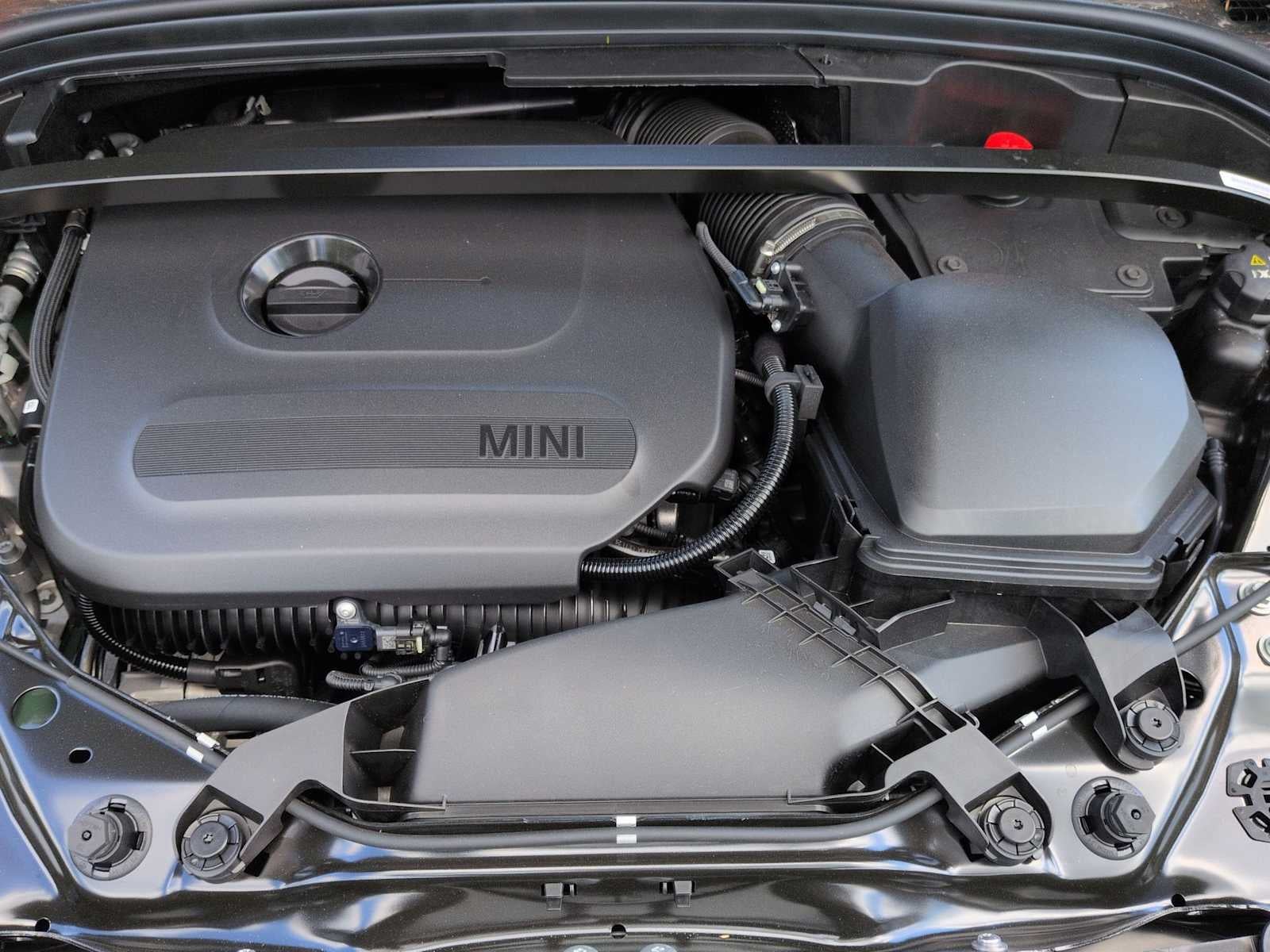 2027 MINI COUNTRYMAN ICONIC