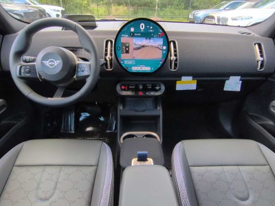 2027 MINI COUNTRYMAN ICONIC