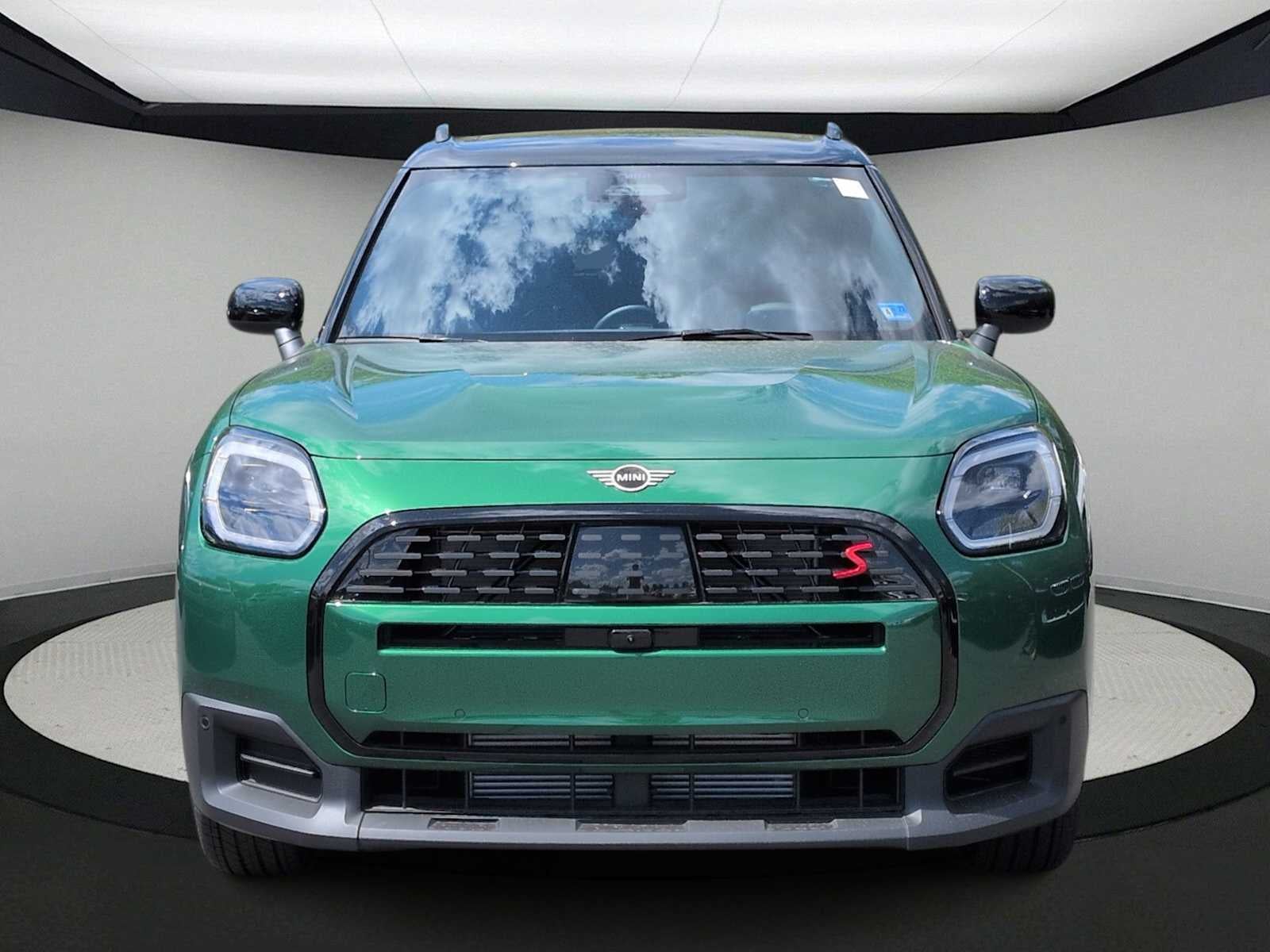2027 MINI COUNTRYMAN ICONIC