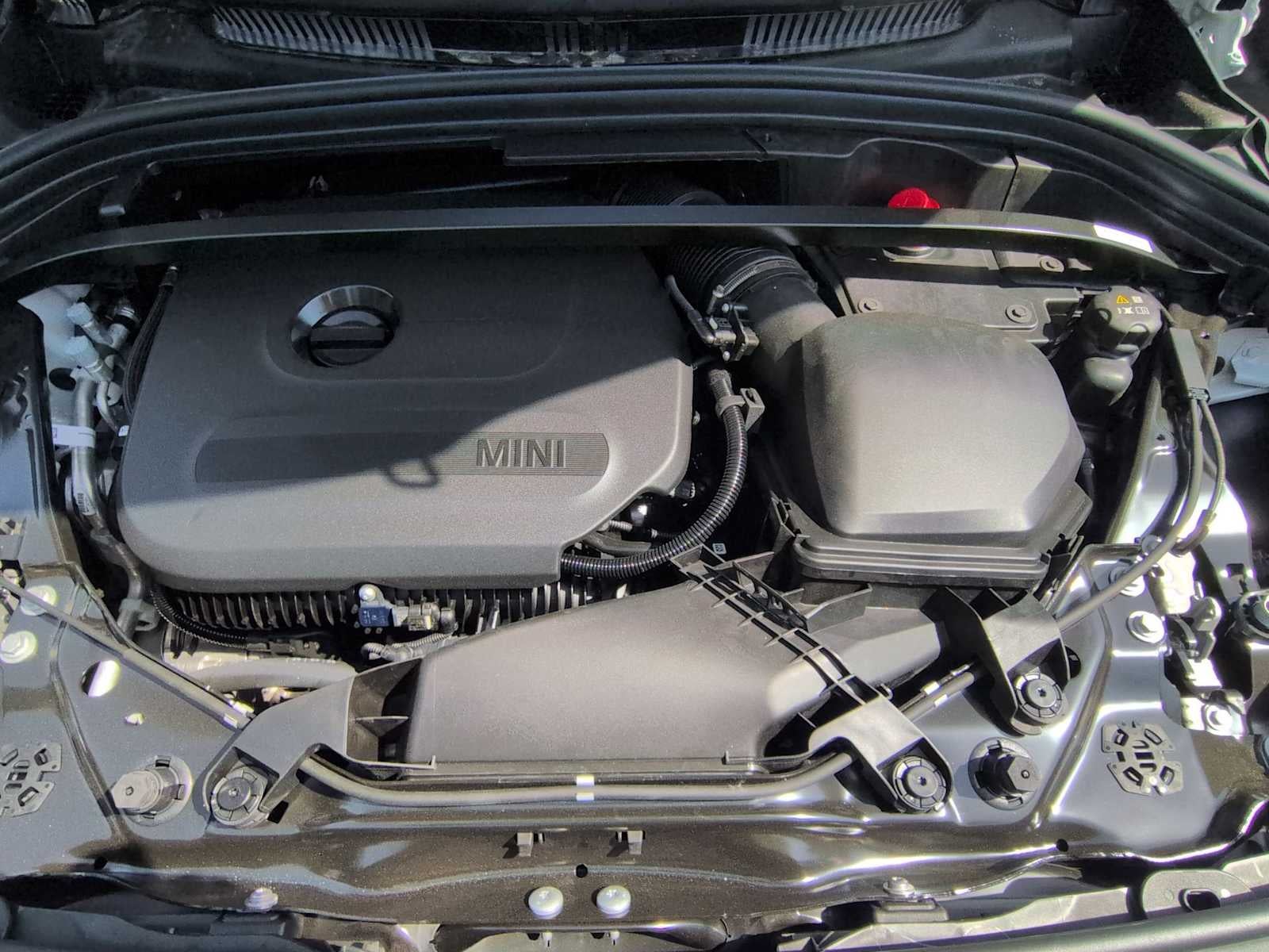 2027 MINI COUNTRYMAN ICONIC