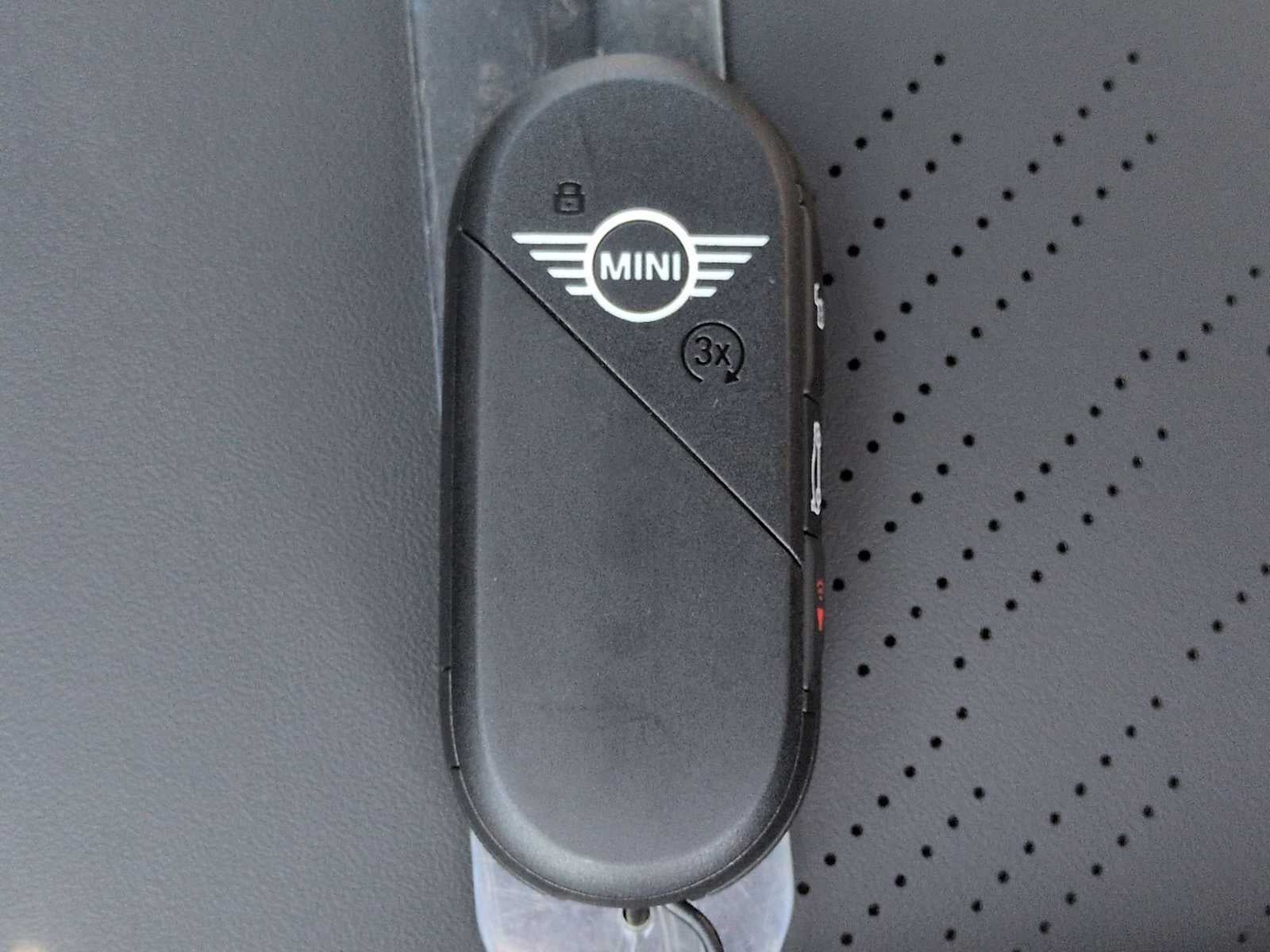 2027 MINI COUNTRYMAN ICONIC