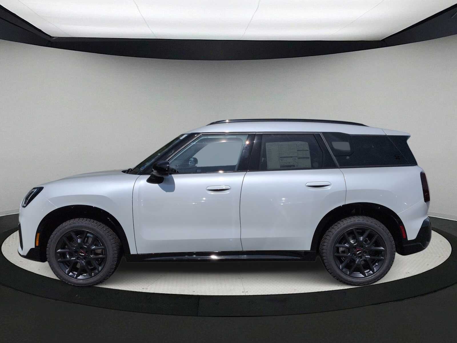 2027 MINI COUNTRYMAN ICONIC