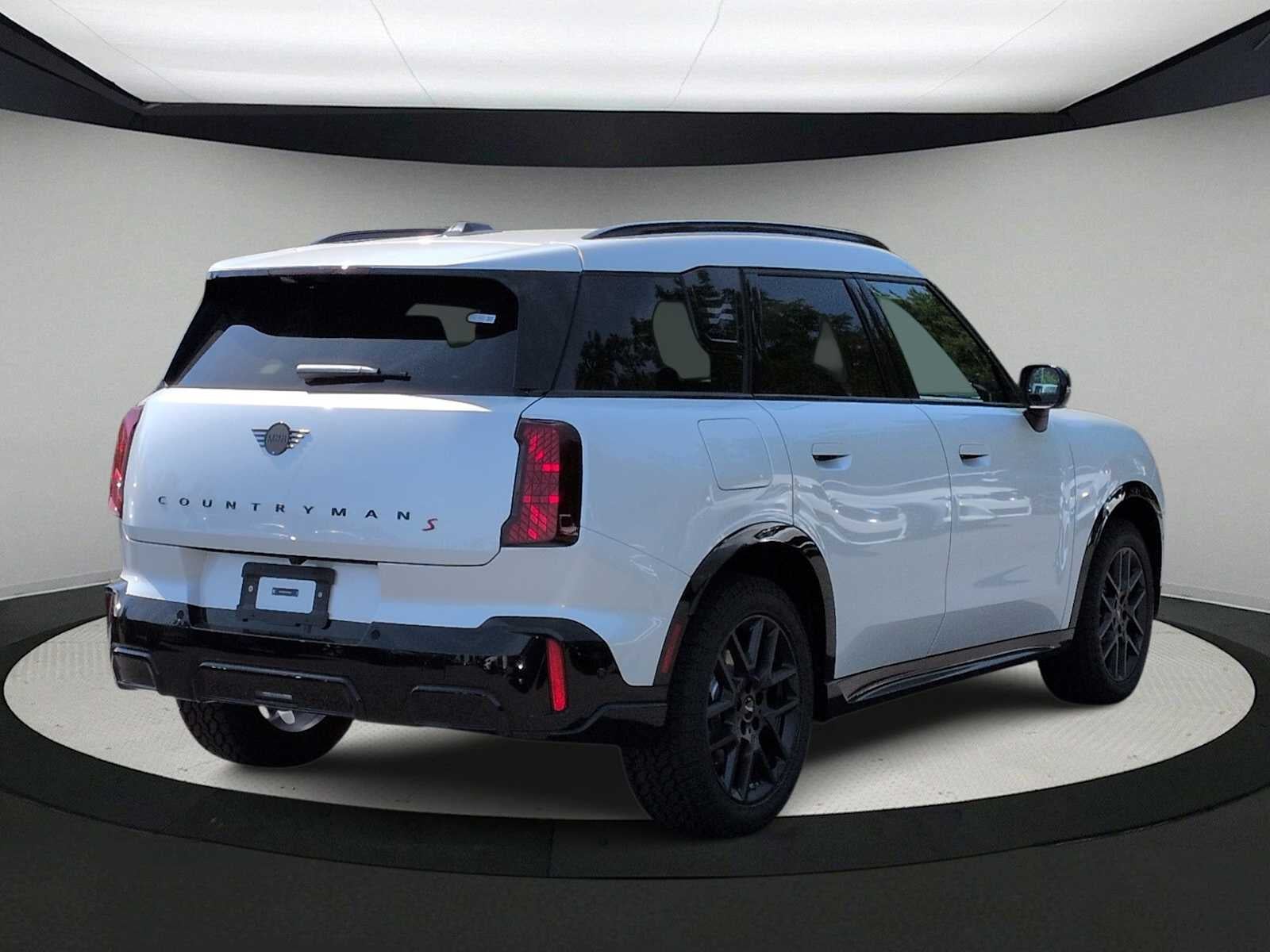 2027 MINI COUNTRYMAN ICONIC