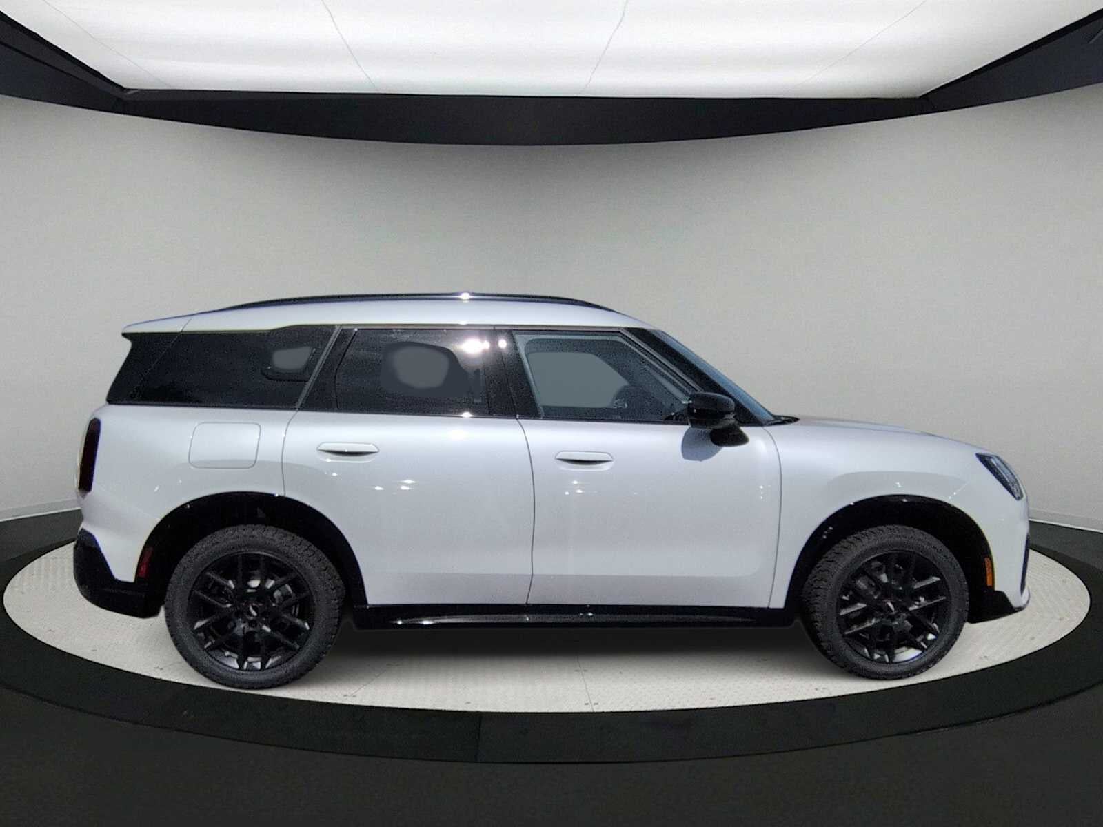 2027 MINI COUNTRYMAN ICONIC
