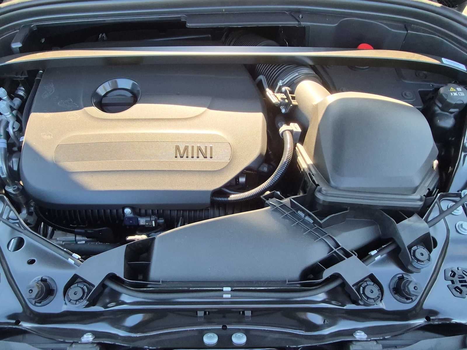 2027 MINI COUNTRYMAN ICONIC