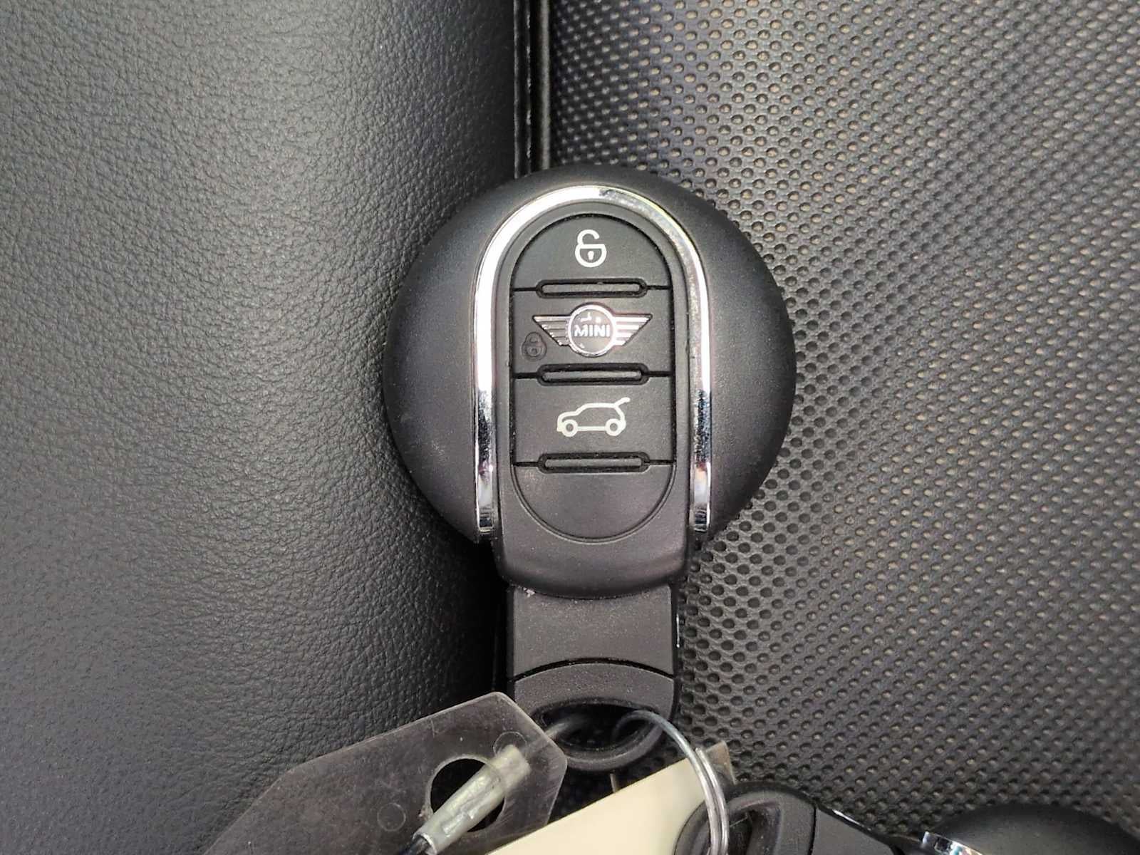 2020 MINI COUNTRYMAN SIGNATURE