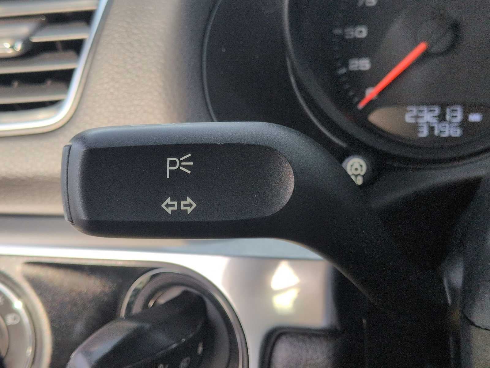 2016 Porsche Cayman 2dr Cpe