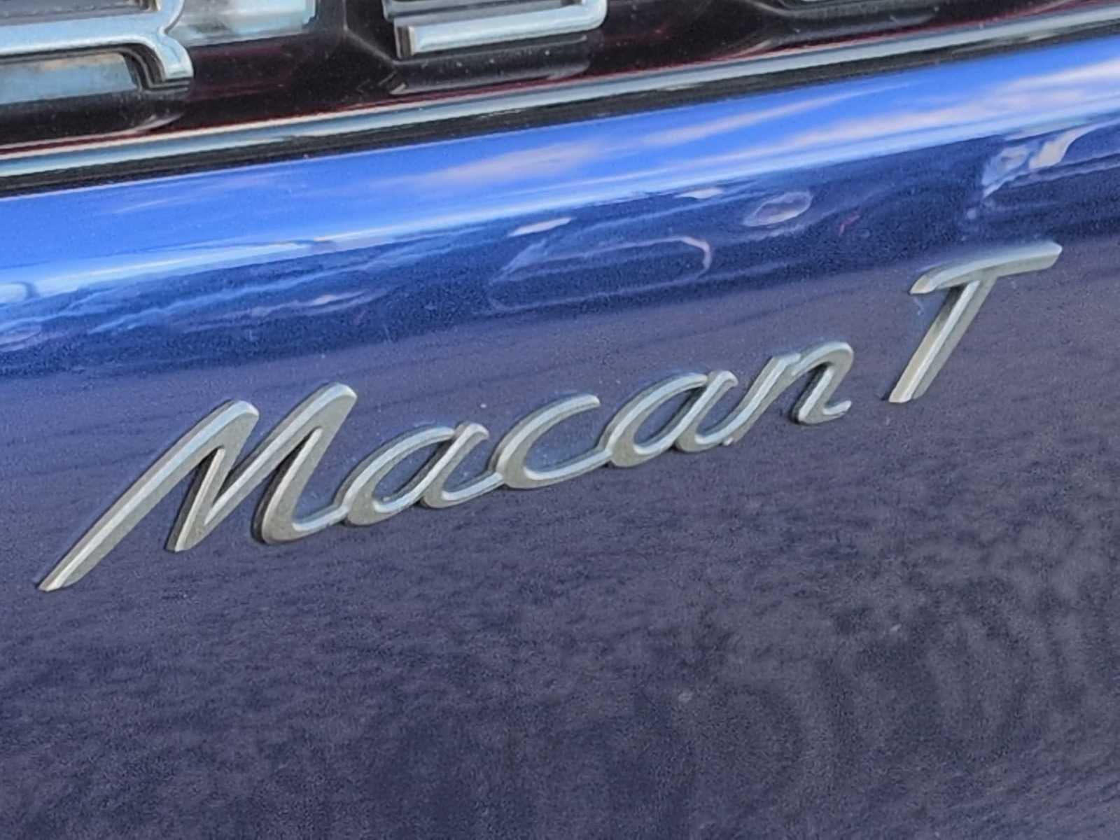 2023 Porsche Macan T