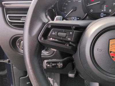 2023 Porsche Macan T