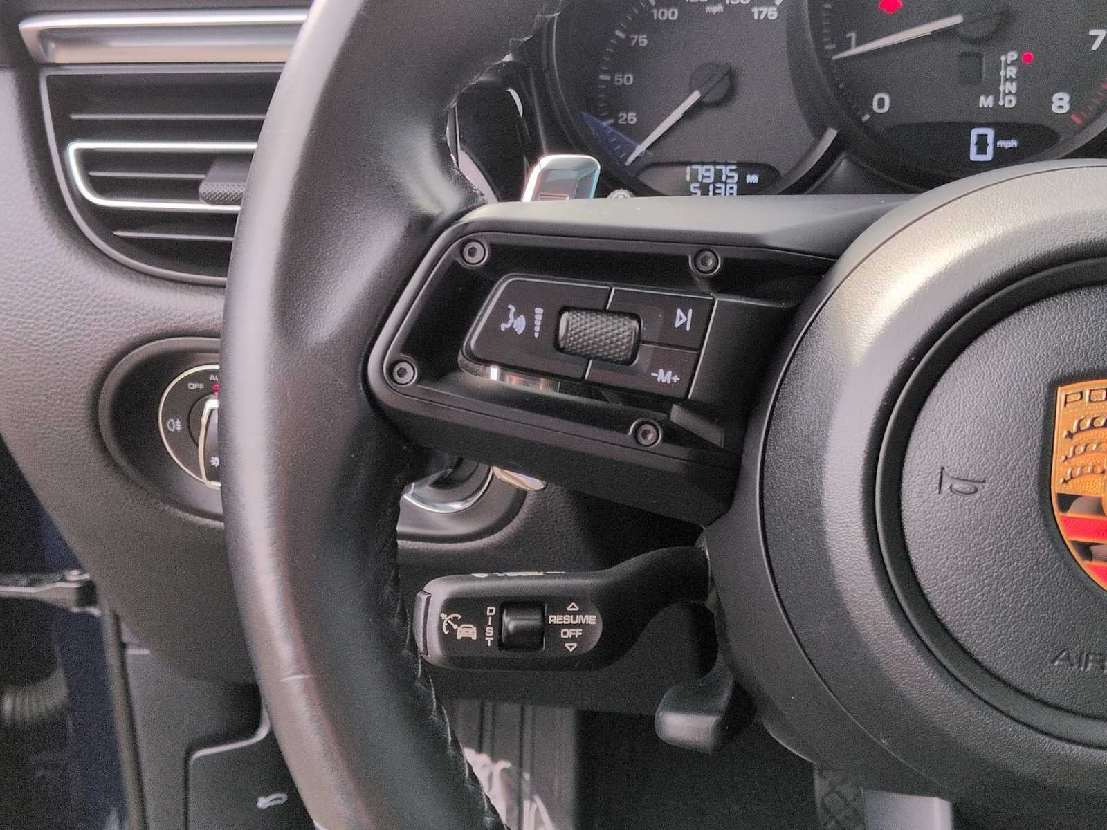 2023 Porsche Macan T