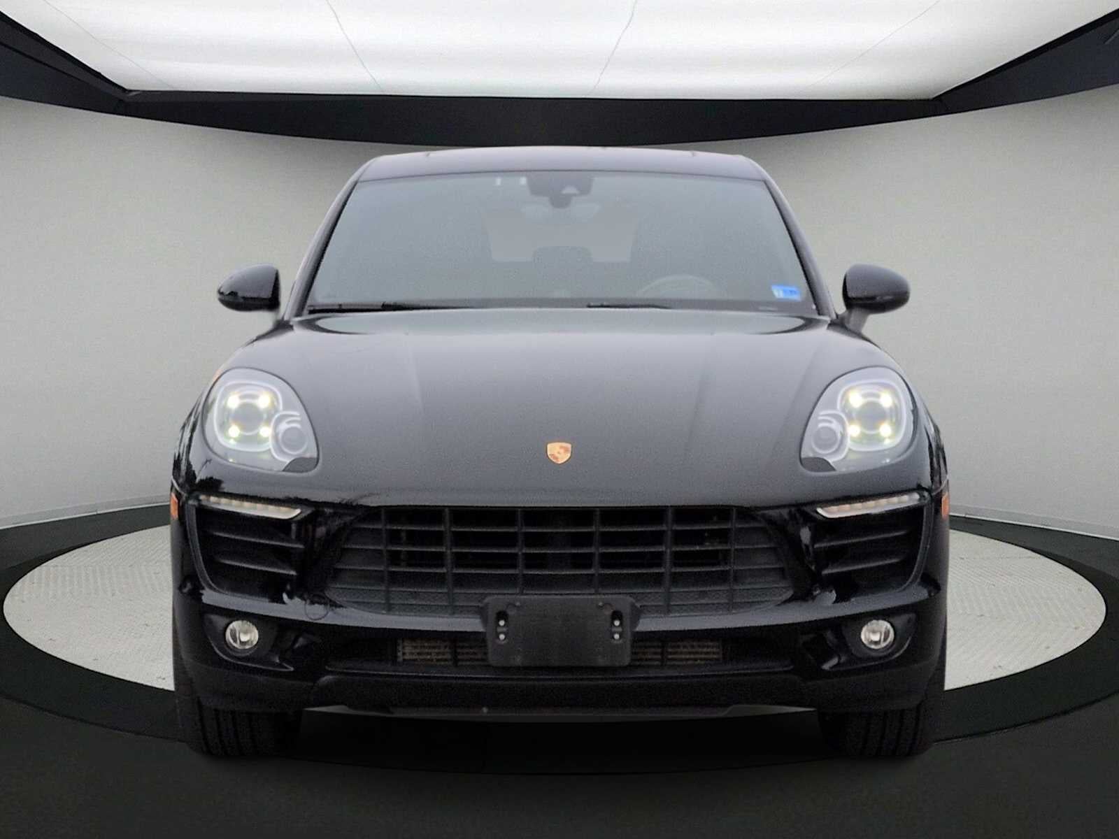 2018 Porsche Macan AWD