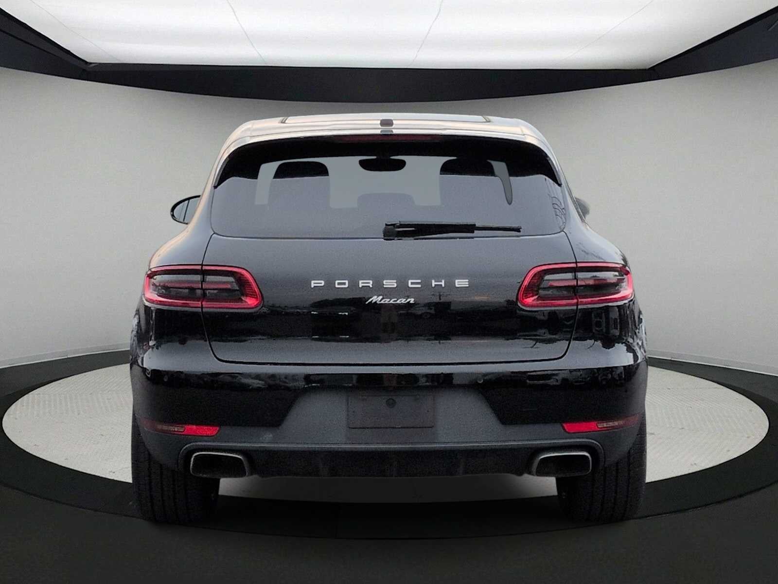 2018 Porsche Macan AWD