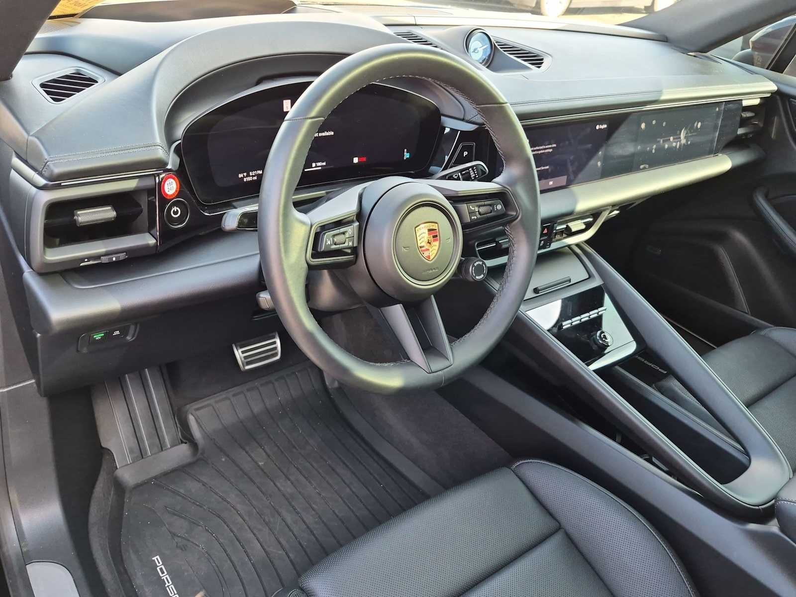 2025 Porsche Macan Electric 4S