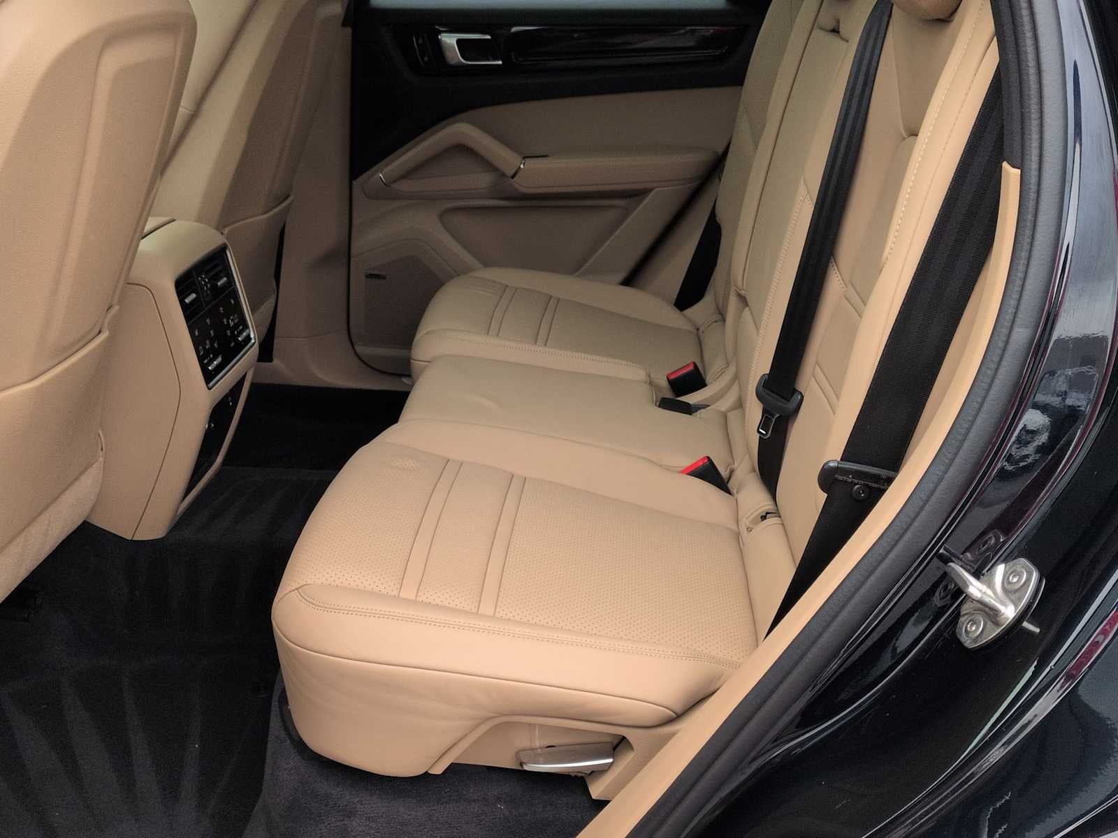 2021 Porsche Cayenne E-Hybrid