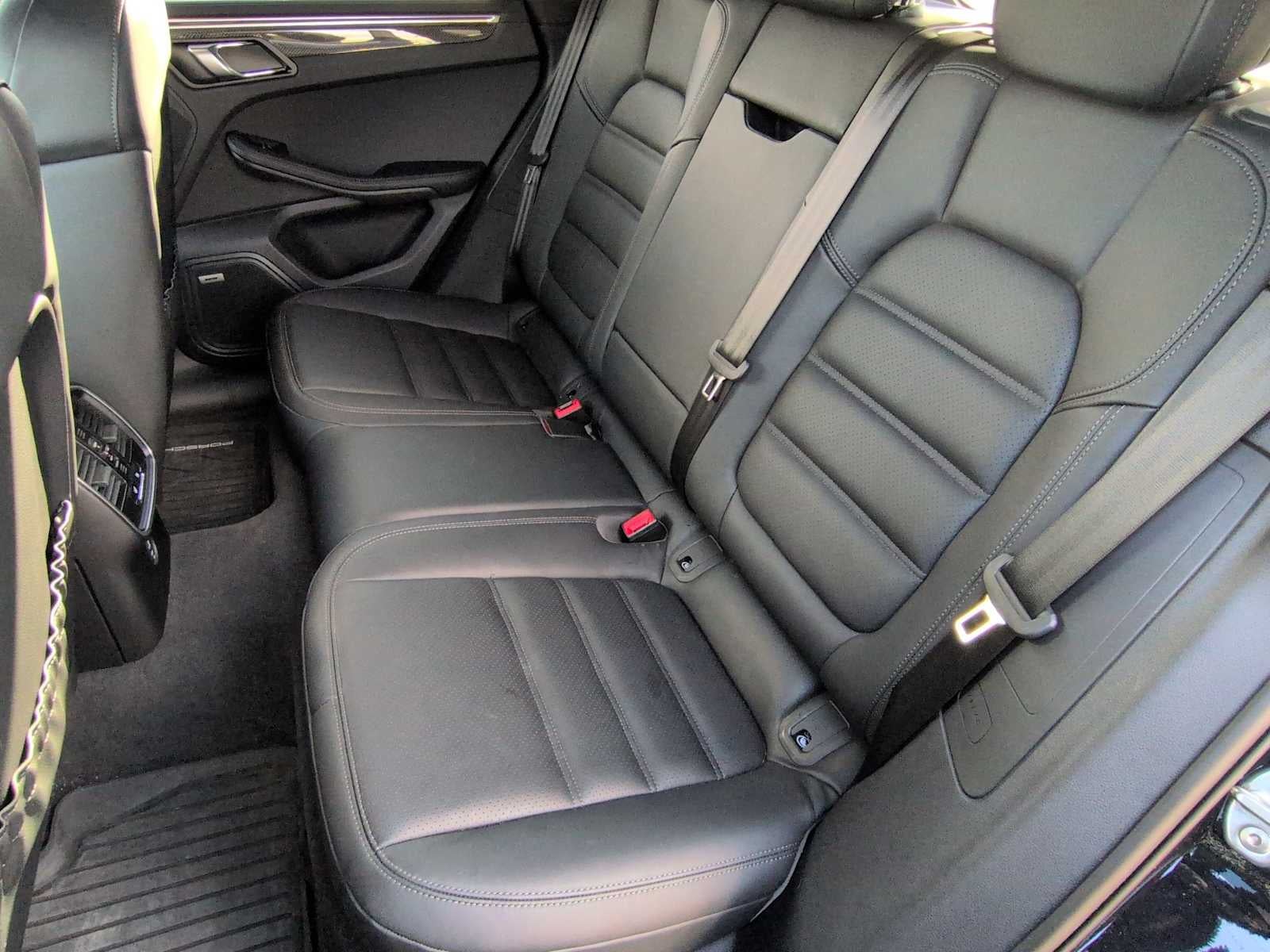 2023 Porsche Macan GTS