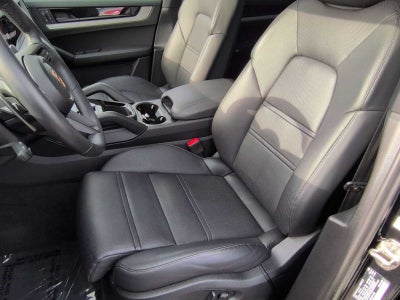 2025 Porsche Cayenne Coupe AWD