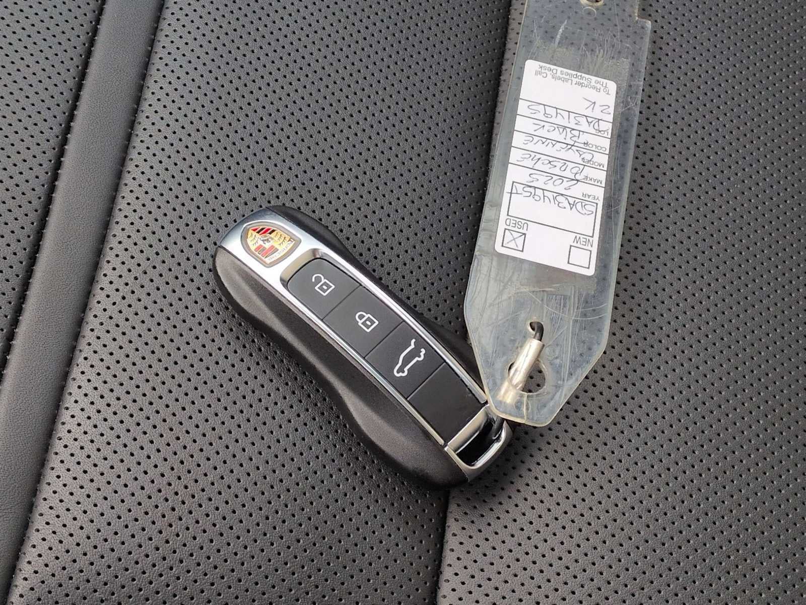 2025 Porsche Cayenne Coupe AWD