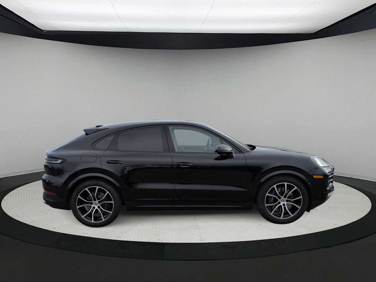 2025 Porsche Cayenne Coupe AWD
