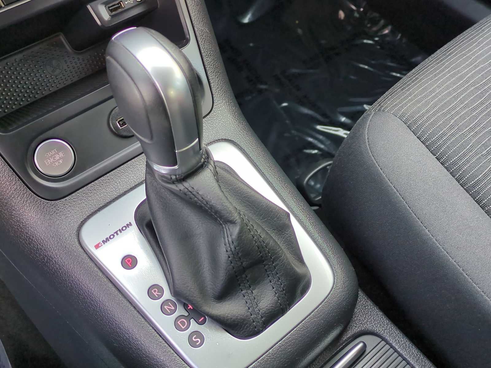 2017 Volkswagen Tiguan 2.0T 4MOTION