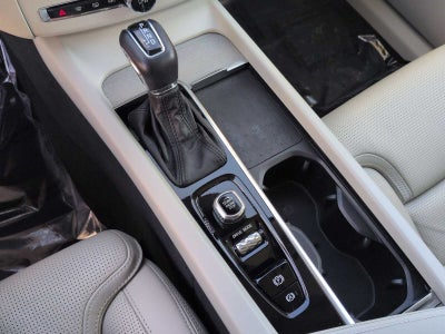 2021 Volvo XC60 Inscription