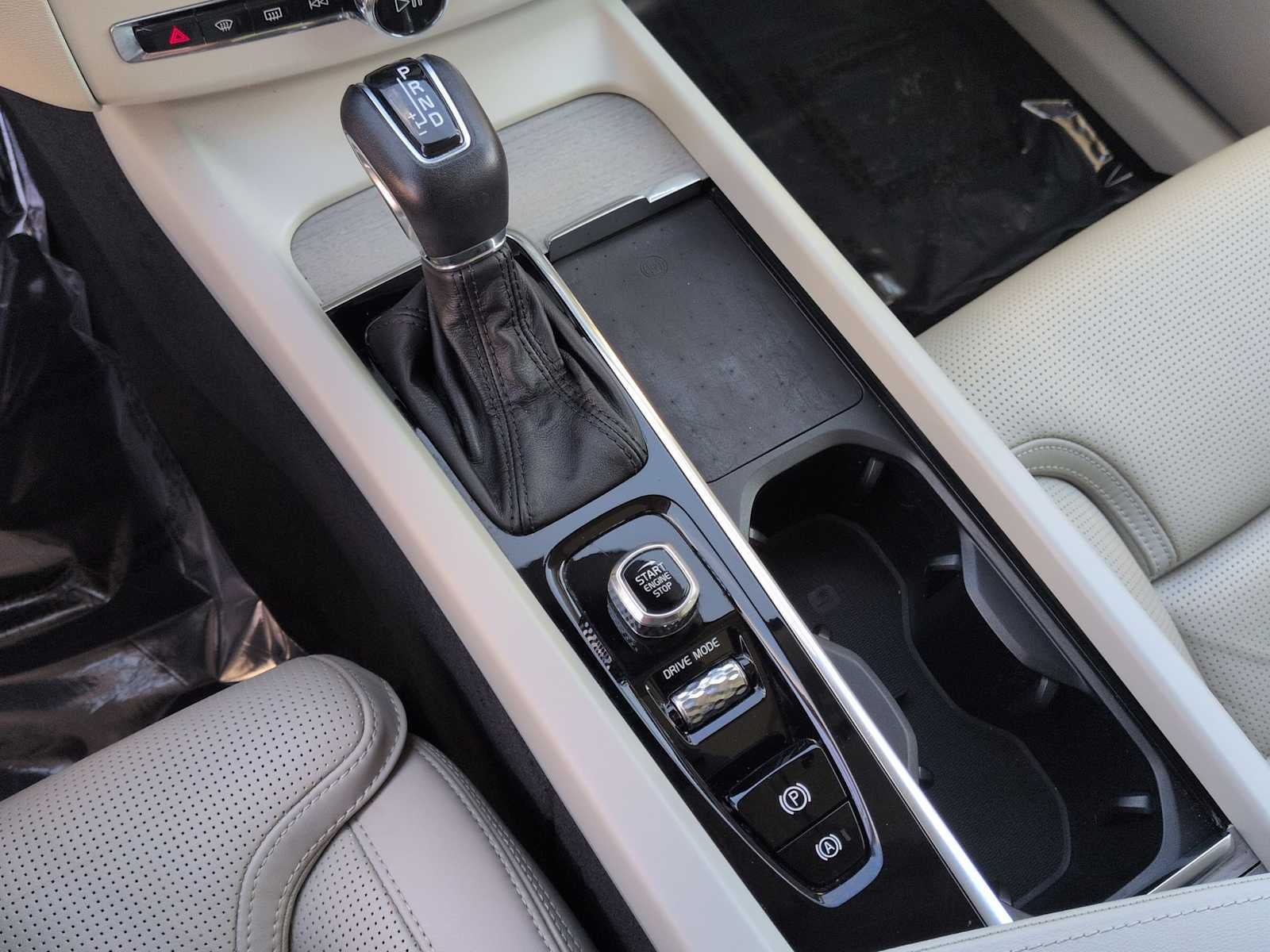 2021 Volvo XC60 Inscription