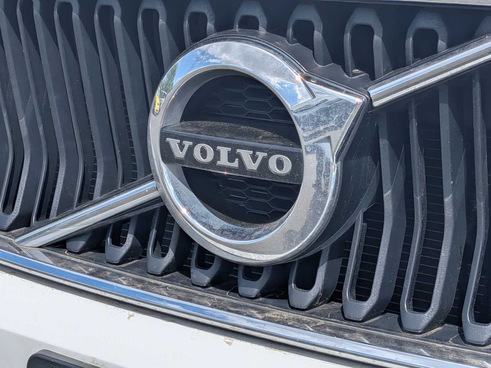 2019 Volvo XC40 Momentum