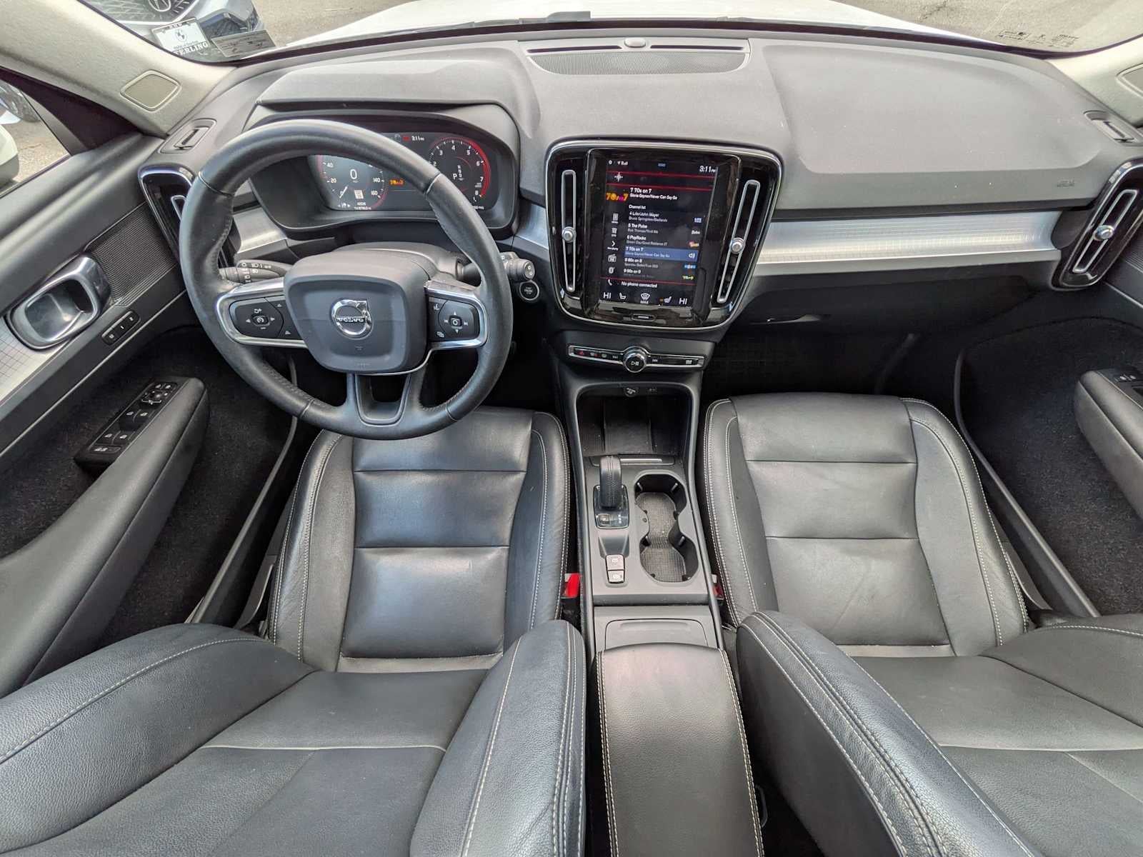 2019 Volvo XC40 Momentum