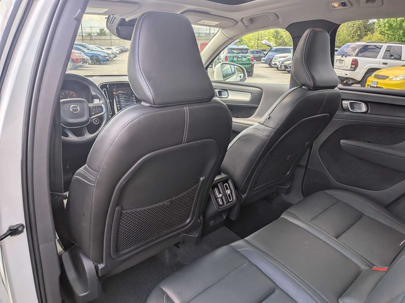 2019 Volvo XC40 Momentum
