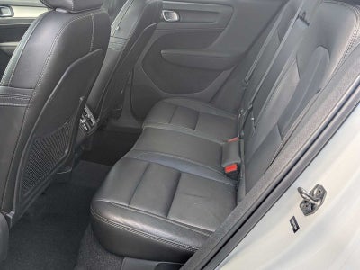 2019 Volvo XC40 Momentum