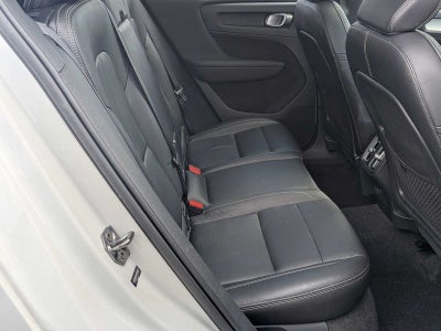 2019 Volvo XC40 Momentum