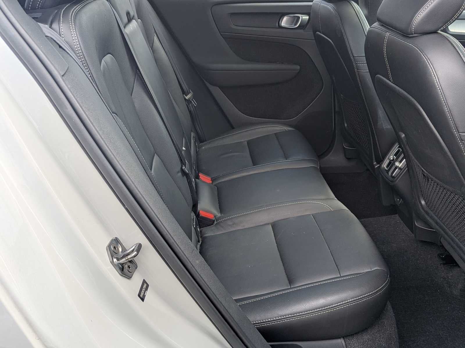 2019 Volvo XC40 Momentum