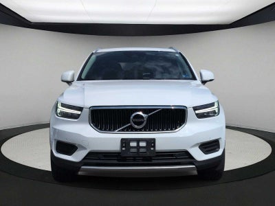 2019 Volvo XC40 Momentum