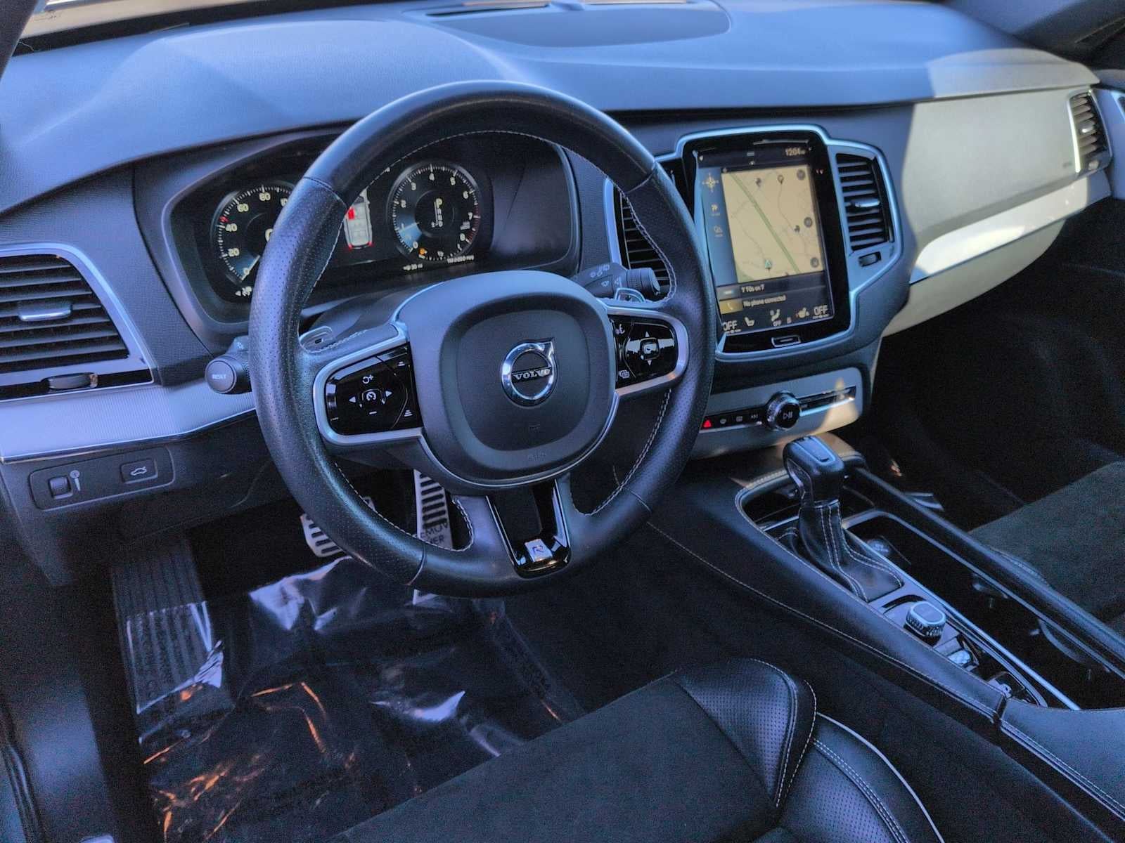 2017 Volvo XC90 R-Design