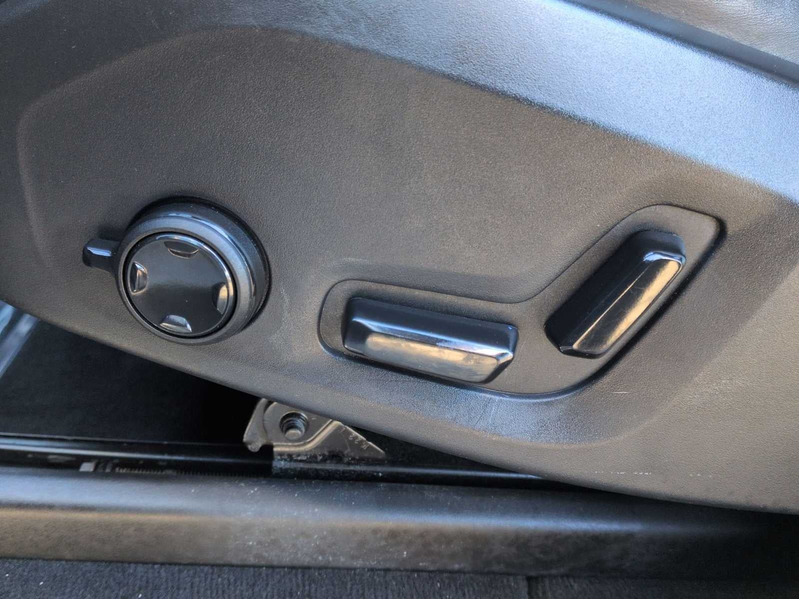 2017 Volvo XC90 R-Design