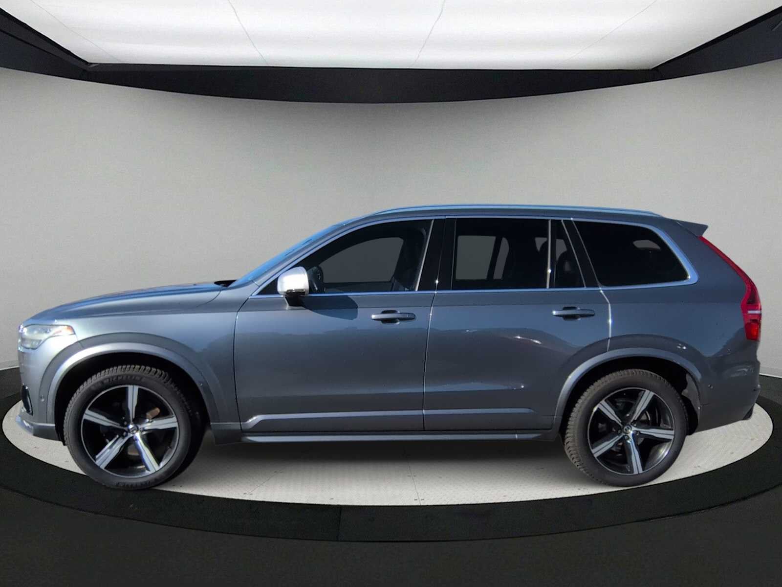 2017 Volvo XC90 R-Design