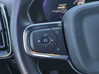 2021 Volvo XC40 Recharge P8 eAWD Pure Electric