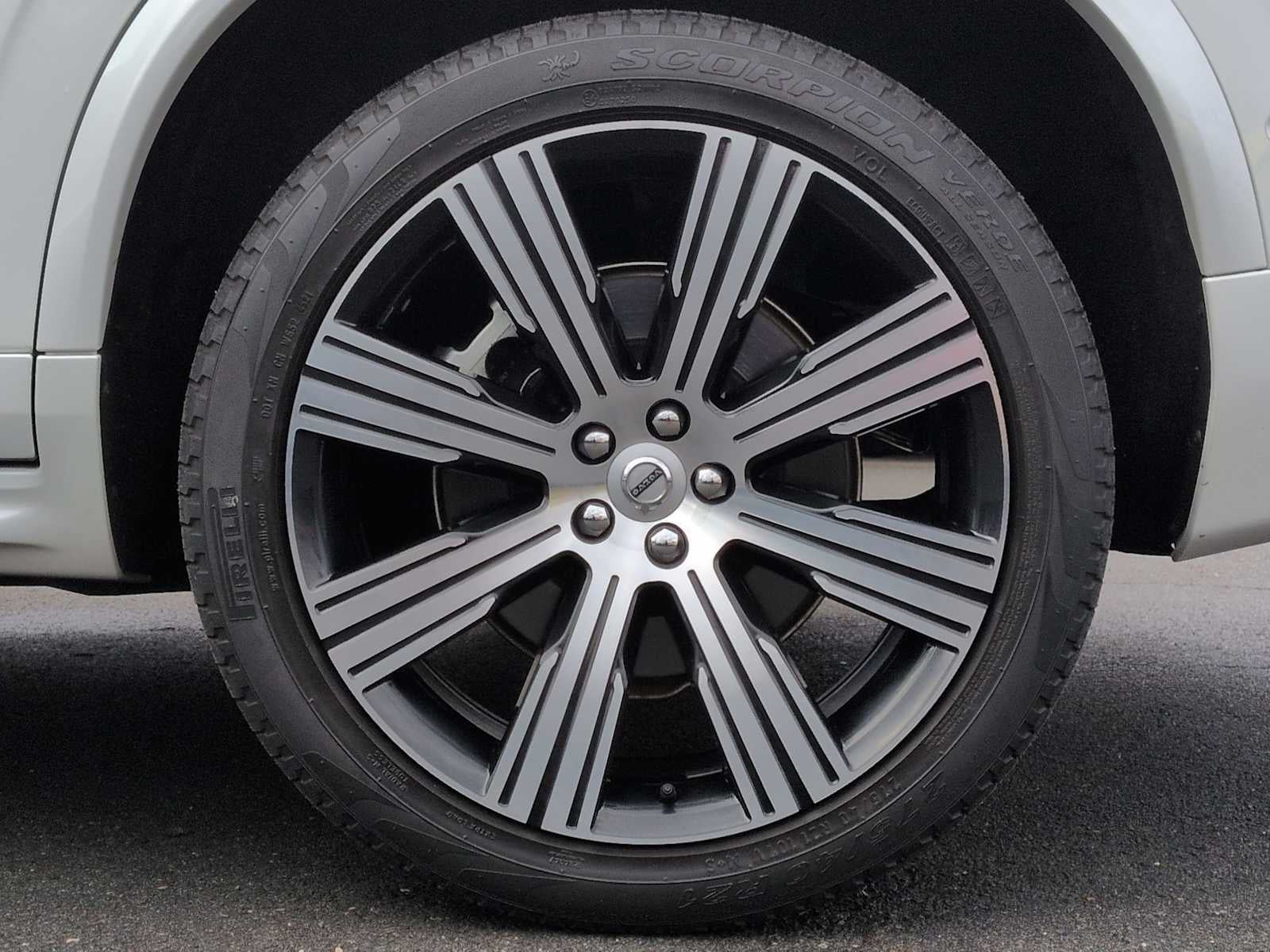 2022 Volvo XC90 Recharge Plug-In Hybrid Inscription