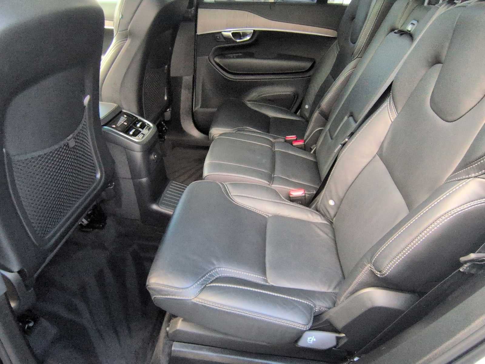 2022 Volvo XC90 Recharge Plug-In Hybrid Inscription