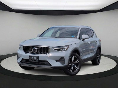 2024 Volvo XC40 Base