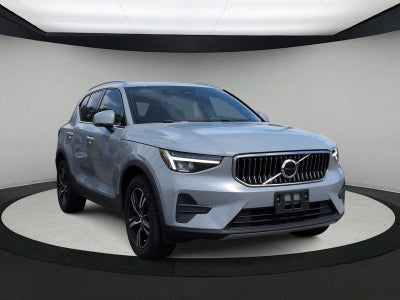 2024 Volvo XC40 Base