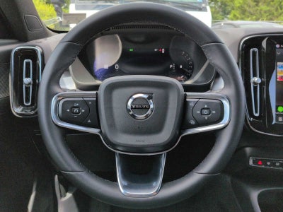 2024 Volvo XC40 Base