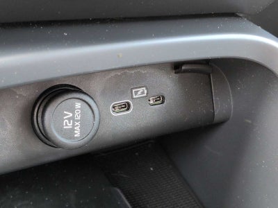 2024 Volvo XC40 Base