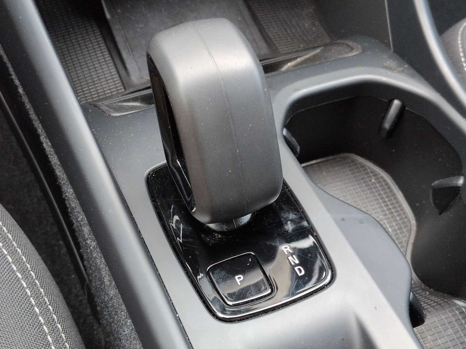 2024 Volvo XC40 Base