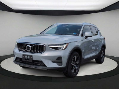 2024 Volvo XC40 Base